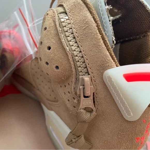 Jordan 6 T. Scott “British Khaki” - Picture 3 of 9